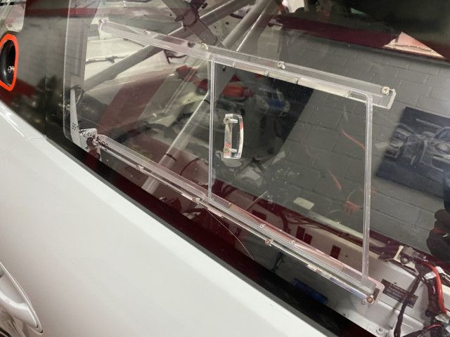991 Paneles de puerta con ventana corrediza acrílica para puertas de carbono Porsche 911 | Albert Motorsport 2