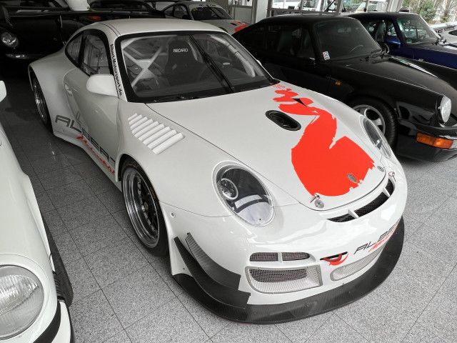 Porsche 997 GT3 R rebuilt with 2010 Cup technology, 0km mileage – Albert Motorsport 2