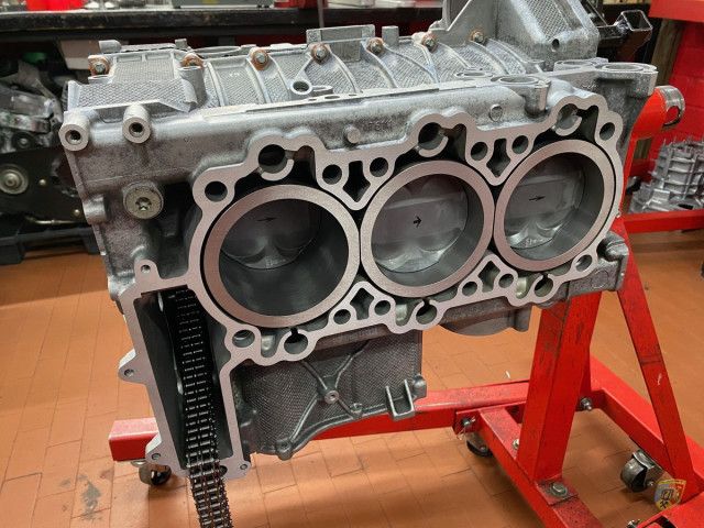 986, 987, 996, 997, blocco motore Porsche completato con pistoni e cilindri in cromo molibdeno in cambio | Albert Motorsport