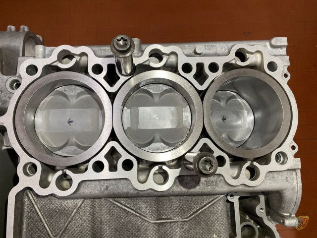 986, 987, 996, 997, bloc moteur Porsche complété avec pistons et cylindres en chrome molybdène en échange | Albert Motorsport