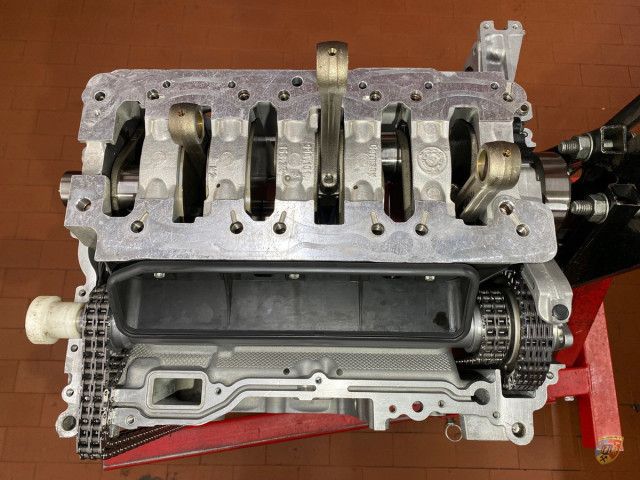 986, 987, 996, 997, bloc moteur Porsche complété avec pistons et cylindres en chrome molybdène en échange | Albert Motorsport