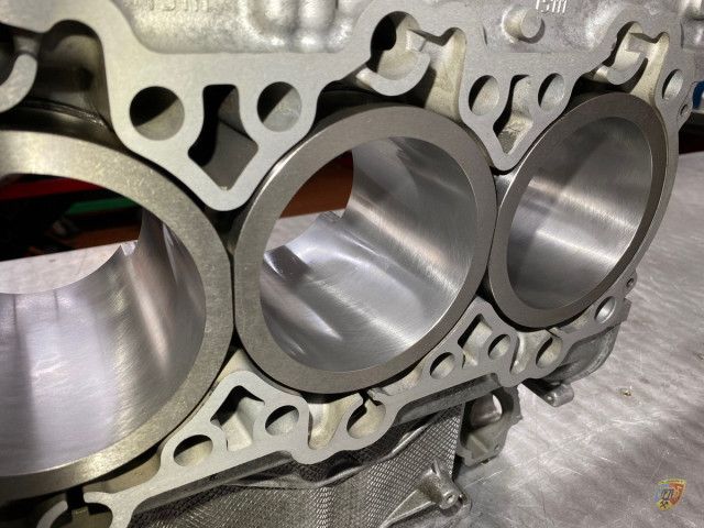 986, 987, 996, 997, blocco motore Porsche completato con pistoni e cilindri in cromo molibdeno in cambio | Albert Motorsport