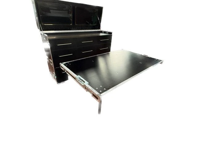 Pitbox L-Case with drawers also with screens - Type Albert Motorsport Albert Motorsport 13 - AlbertMotorsport 