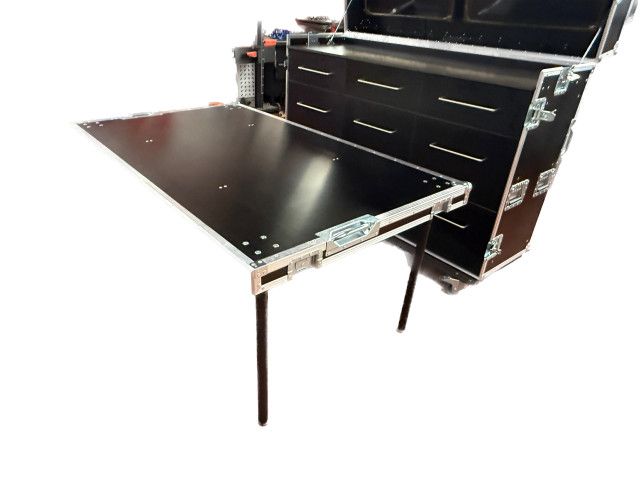 Pitbox L-Case with drawers also with screens - Type Albert Motorsport – Albert Motorsport