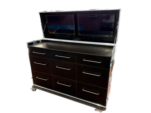 Pitbox L-Case with drawers also with screens - Type Albert Motorsport – Albert Motorsport