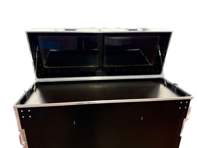 Pitbox L-Case with drawers also with screens - Type Albert Motorsport – Albert Motorsport