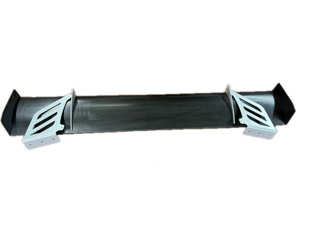 Estante de pared para alerón trasero de carbono 150 cm x 30 cm con soporte | Albert Motorsport
