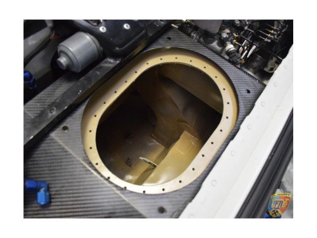 981 Cayman GT4 tanque de vejiga tanque de combustible FIA FT3 Porsche | Albert Motorsport