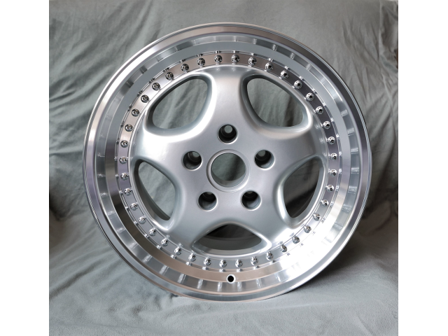 928 944 968 964 981 982 986 987 993 996 Juego de llantas Turbo Cup de 18 pulgadas en diseño de 3 piezas para Porsche | Albert Mo 2
