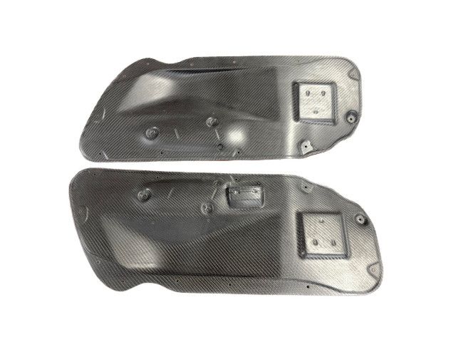 981 Paneles de puerta de carbono a la vista Porsche Cayman | Albert Motorsport