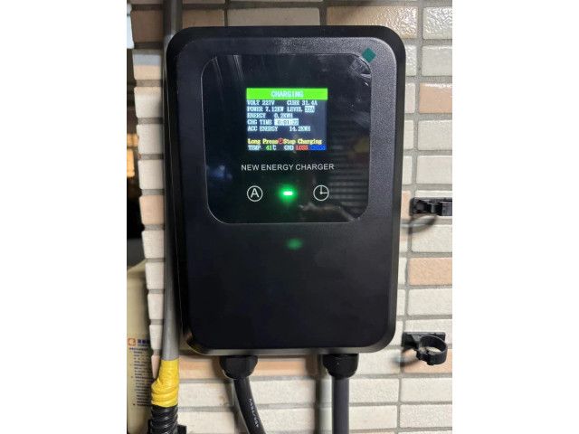Estación de carga Wallbox para coches eléctricos, incluido Porsche | Albert Motorsport 2