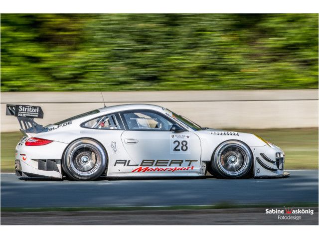 Porsche 997 GT3 R - Sabine Schmitz - Patrick Huismann - Frikadelli - di Albert Motorsport | Albert Motorsport