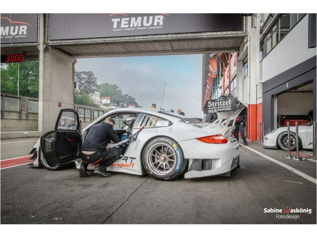 Porsche 997 GT3 R - Sabine Schmitz - Patrick Huismann - Frikadelli - by Albert Motorsport - Albert Motorsport