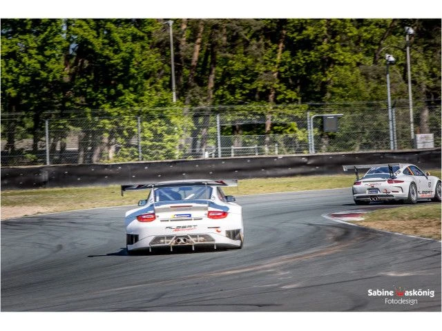 Porsche 997 GT3 R - Sabine Schmitz - Patrick Huismann - Frikadelli - par Albert Motorsport Porsche AG 24 - AlbertMotorsport 