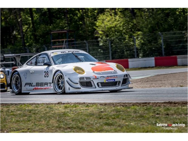 Porsche 997 GT3 R - Sabine Schmitz - Patrick Huismann - Frikadelli - by Albert Motorsport - Albert Motorsport