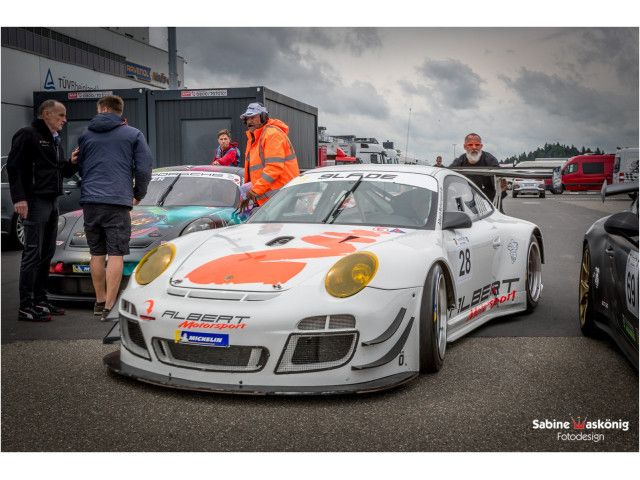 Porsche 997 GT3 R - Sabine Schmitz - Patrick Huismann - Frikadelli - by Albert Motorsport – Albert Motorsport
