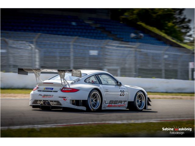 Porsche 997 GT3 R - Sabine Schmitz - Patrick Huismann - Frikadelli - by Albert Motorsport – Albert Motorsport