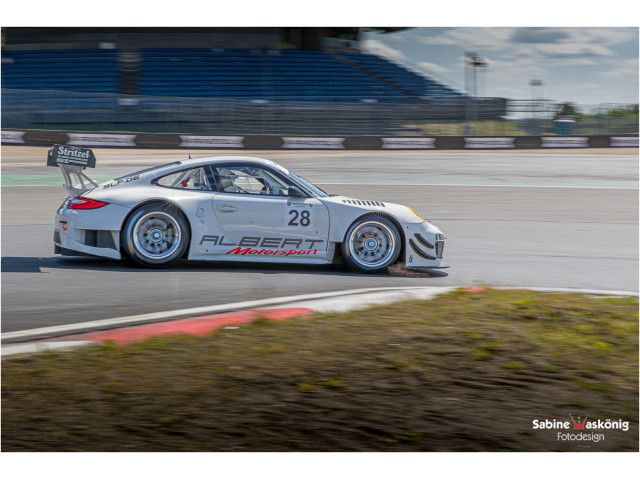 Porsche 997 GT3 R - Sabine Schmitz - Patrick Huismann - Frikadelli - by Albert Motorsport – Albert Motorsport