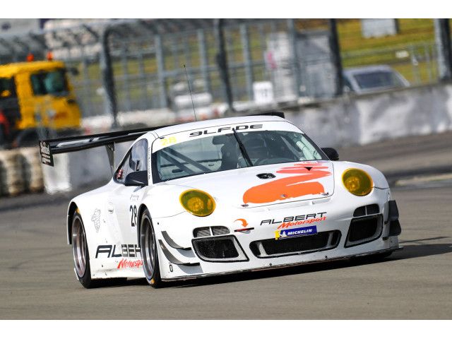 Porsche 997 GT3 R - Sabine Schmitz - Patrick Huismann - Frikadelli - por Albert Motorsport | Albert Motorsport 2