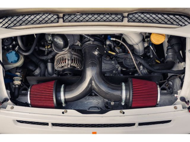 997 RSR Carrocería plana con tecnología Cup, sin motor ni caja de cambios | Albert Motorsport