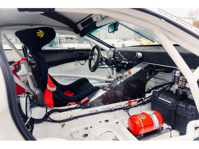 997 RSR Carrozzeria piatta con tecnologia Cup, senza motore e cambio | Albert Motorsport